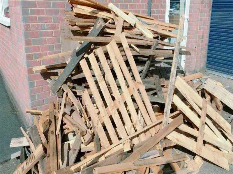From pallet shredder to biomass fuel